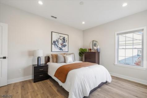 22 Aspen Drive Cedar Grove NJ 07009