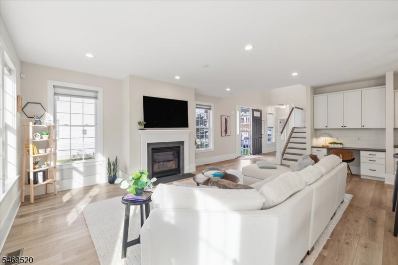 22 Aspen Drive Cedar Grove NJ 07009