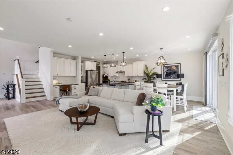 22 Aspen Drive Cedar Grove NJ 07009