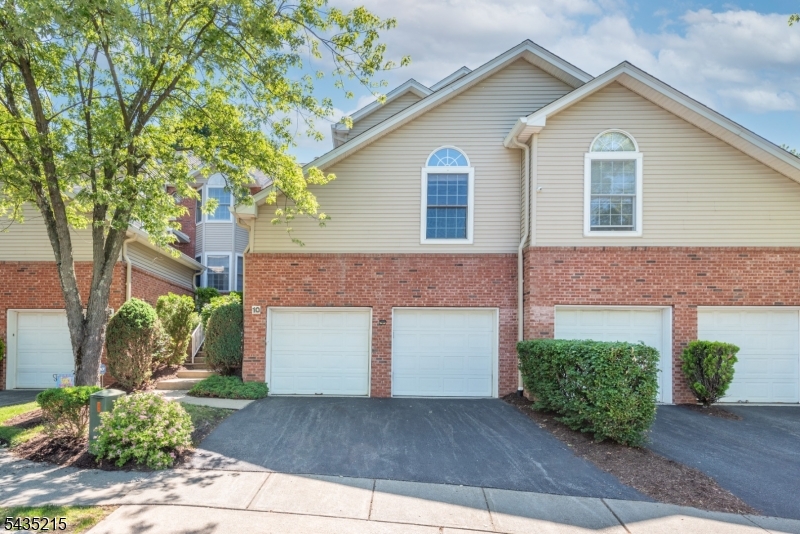 10 Ebersbach Lane Roseland NJ 07068