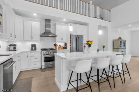 6 Mcnerney Lane Florham Park NJ 07932
