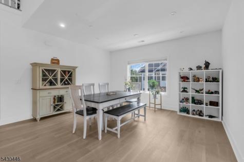 6 Mcnerney Lane Florham Park NJ 07932