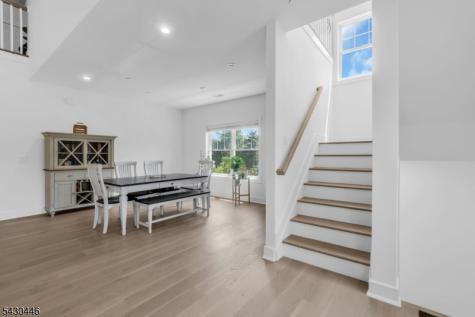 6 Mcnerney Lane Florham Park NJ 07932