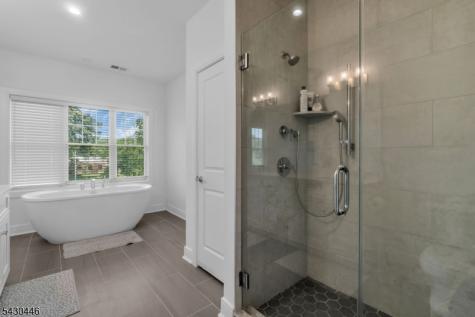 6 Mcnerney Lane Florham Park NJ 07932