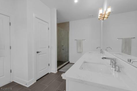 6 Mcnerney Lane Florham Park NJ 07932