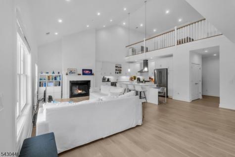6 Mcnerney Lane Florham Park NJ 07932