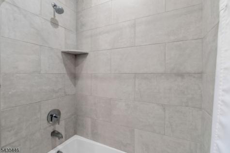 6 Mcnerney Lane Florham Park NJ 07932