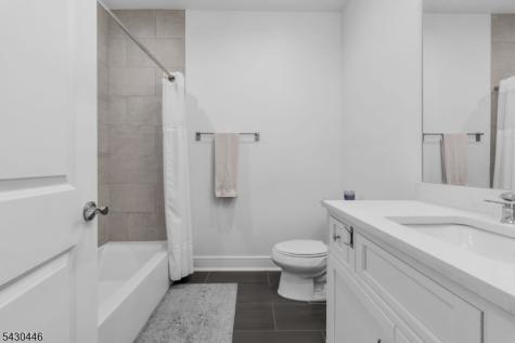 6 Mcnerney Lane Florham Park NJ 07932