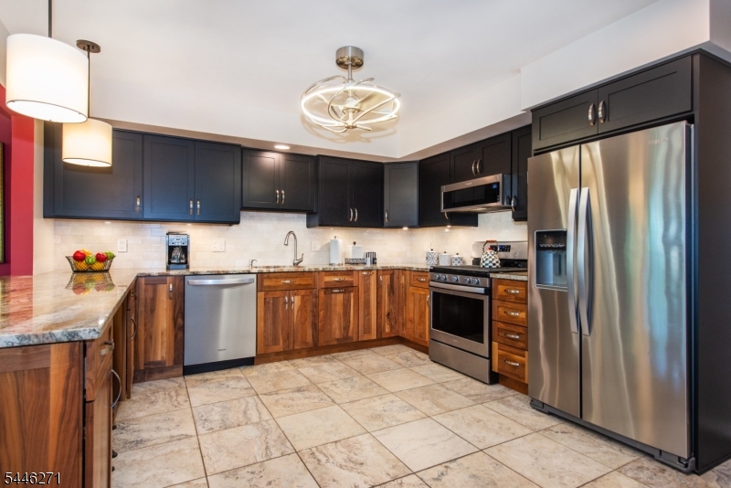 42 Highpoint Cedar Grove NJ 07009