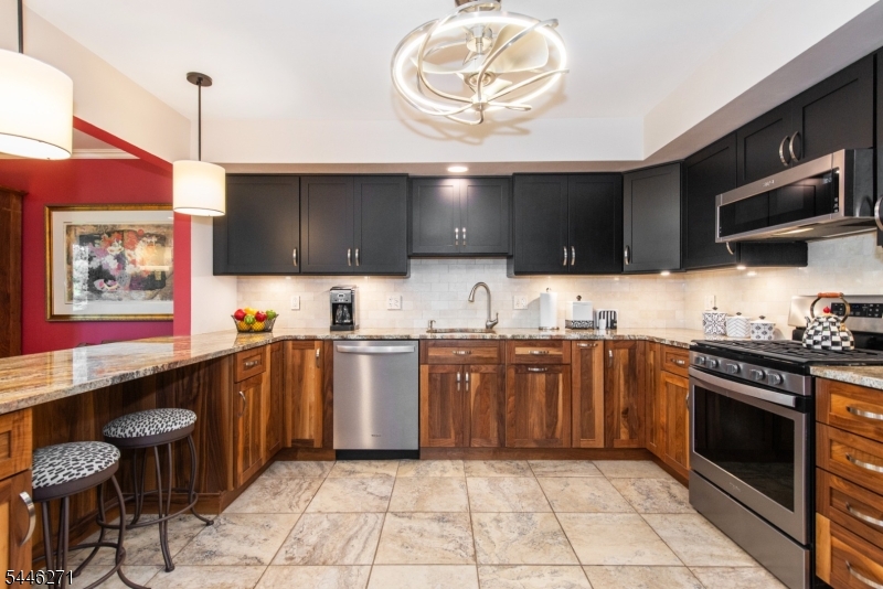 42 Highpoint Cedar Grove NJ 07009