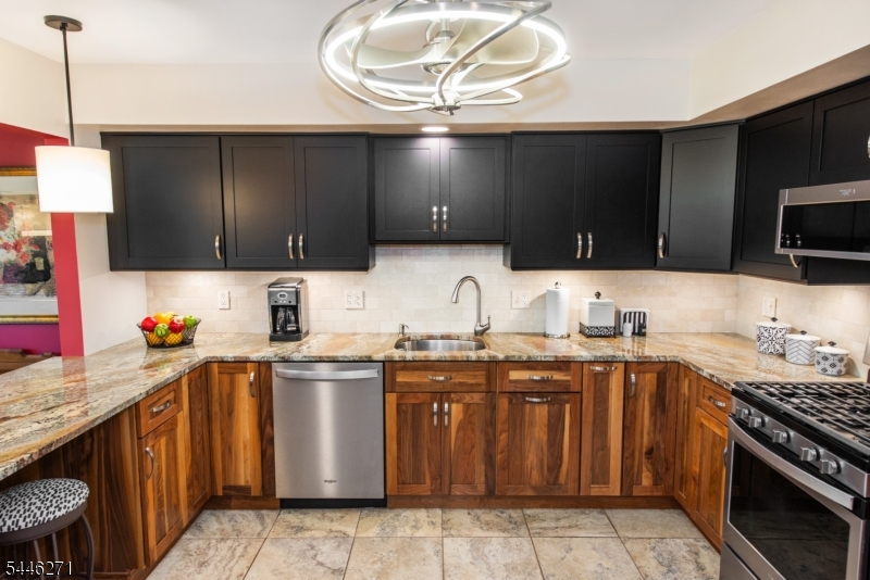 42 Highpoint Cedar Grove NJ 07009