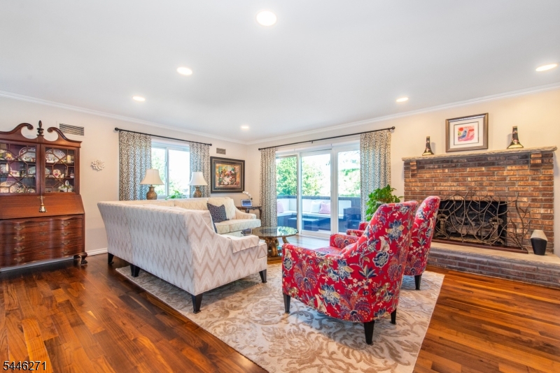 42 Highpoint Cedar Grove NJ 07009