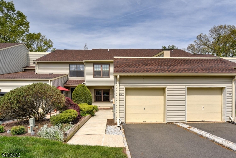615 Revere Court Raritan NJ 08822