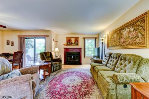 615 Revere Court Raritan NJ 08822
