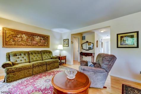 615 Revere Court Raritan NJ 08822