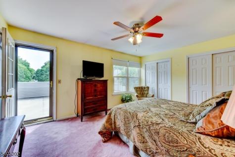615 Revere Court Raritan NJ 08822