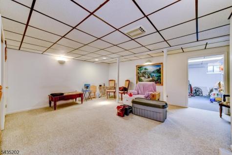615 Revere Court Raritan NJ 08822