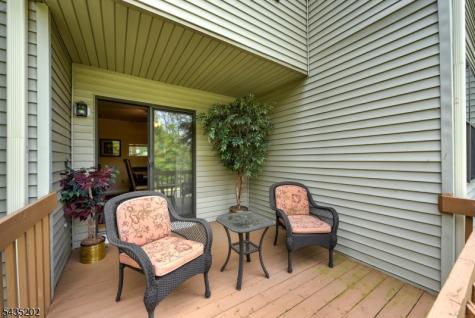 615 Revere Court Raritan NJ 08822