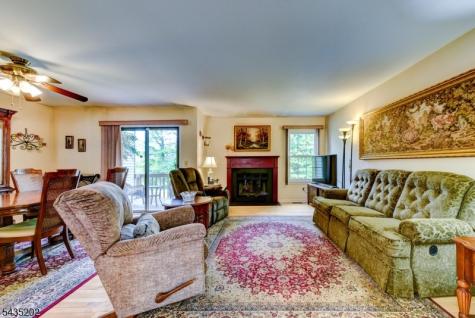 615 Revere Court Raritan NJ 08822