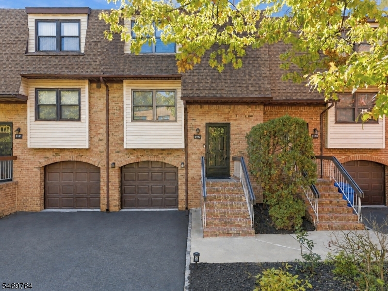 6102 N Oaks Boulevard North Brunswick NJ 08902
