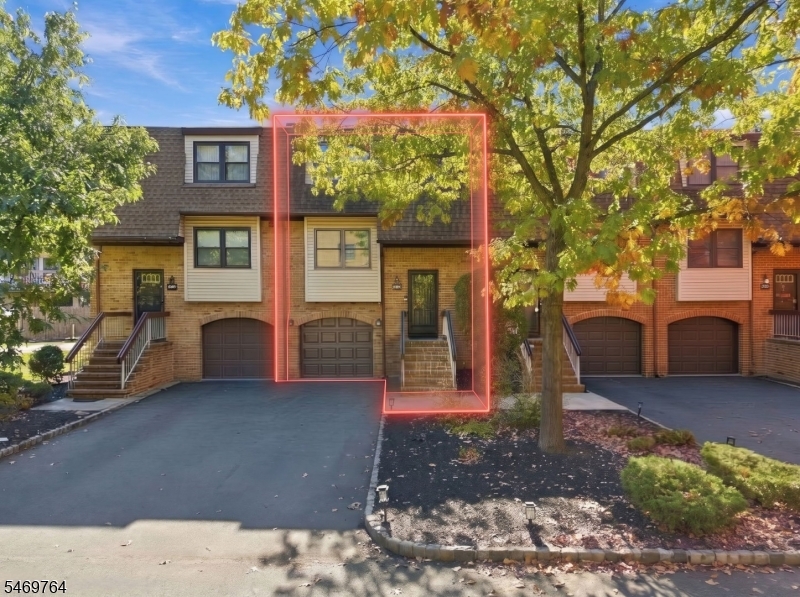 6102 N Oaks Boulevard North Brunswick NJ 08902