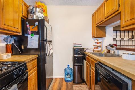 1206 Sycamore Lane Mahwah NJ 07430