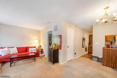 1206 Sycamore Lane Mahwah NJ 07430