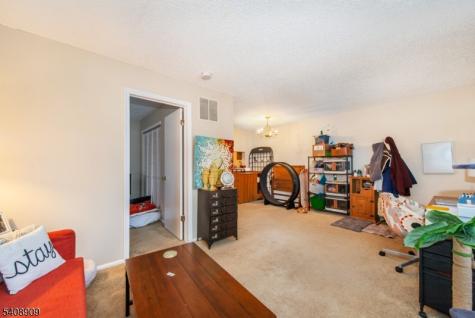 1206 Sycamore Lane Mahwah NJ 07430