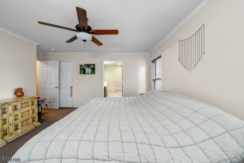 89 Bourne Circle Hardyston NJ 07419