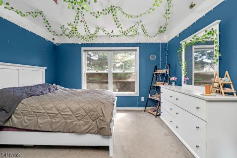 89 Bourne Circle Hardyston NJ 07419