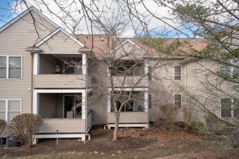 89 Bourne Circle Hardyston NJ 07419