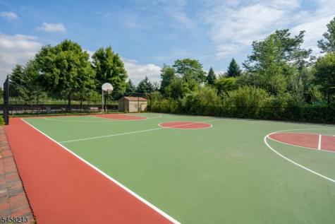 207 Shearwater Court Jersey City NJ 07305