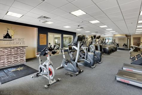207 Shearwater Court Jersey City NJ 07305