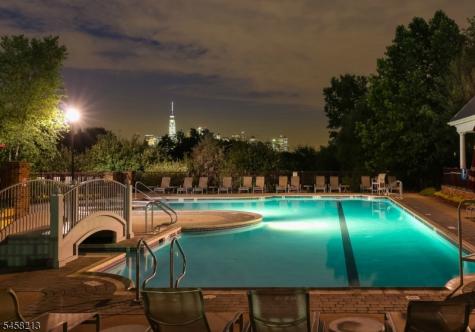 207 Shearwater Court Jersey City NJ 07305