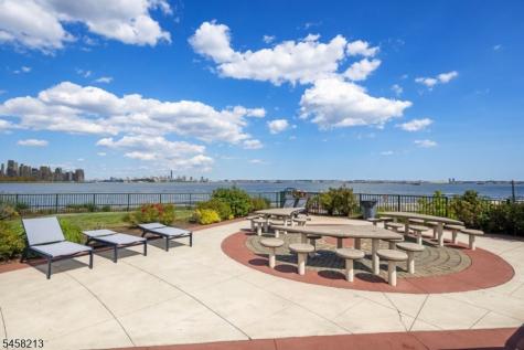 207 Shearwater Court Jersey City NJ 07305