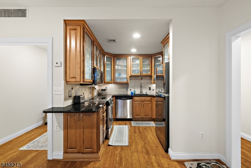 207 Shearwater Court Jersey City NJ 07305