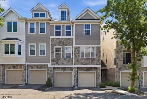 131 Brittany Court Clifton NJ 07013