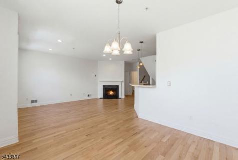 131 Brittany Court Clifton NJ 07013