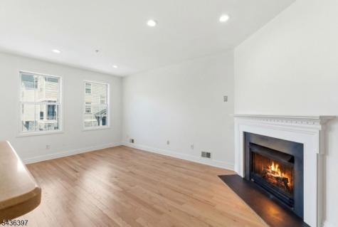 131 Brittany Court Clifton NJ 07013