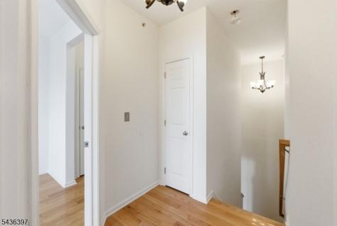 131 Brittany Court Clifton NJ 07013
