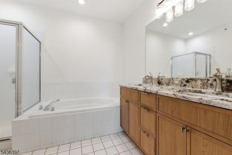 131 Brittany Court Clifton NJ 07013