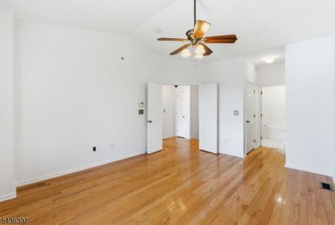 131 Brittany Court Clifton NJ 07013
