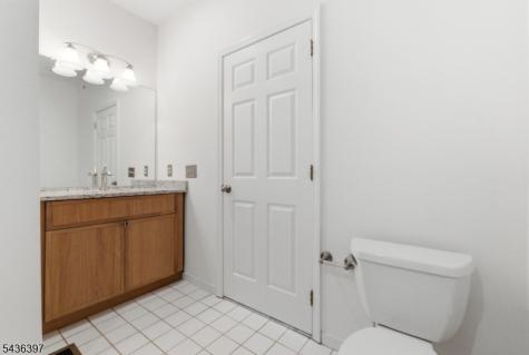 131 Brittany Court Clifton NJ 07013
