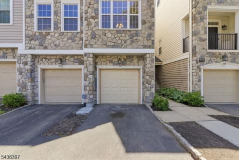 131 Brittany Court Clifton NJ 07013