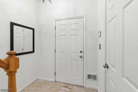131 Brittany Court Clifton NJ 07013