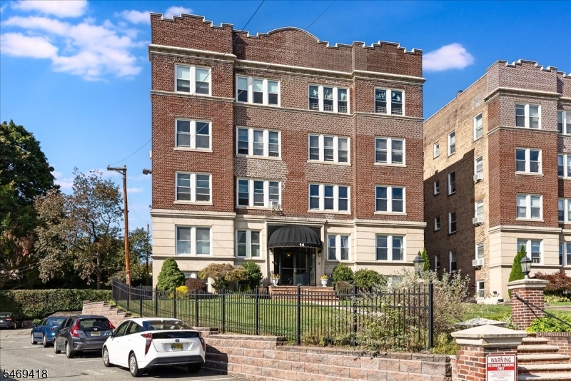 14 Forest Street Montclair NJ 07042