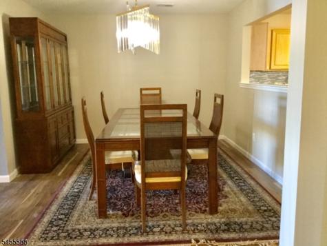 32 Loch Lane Roxbury NJ 07852