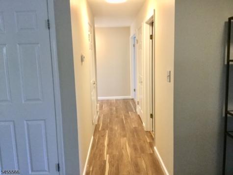 32 Loch Lane Roxbury NJ 07852