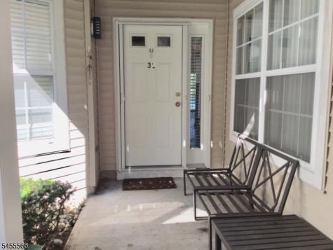 32 Loch Lane Roxbury NJ 07852