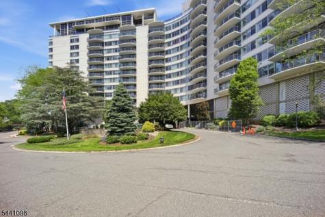 1 Claridge Drive Verona NJ 07044